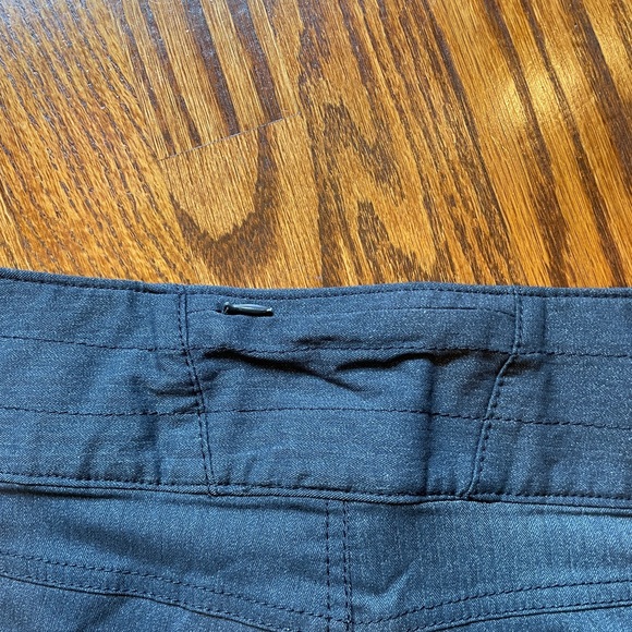 Athleta Charcoal Gray Pants - Size 10 Petite - Picture 7 of 9